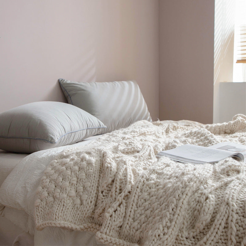 Hand-Woven Thick Wool Sofa & Photo Blankets
